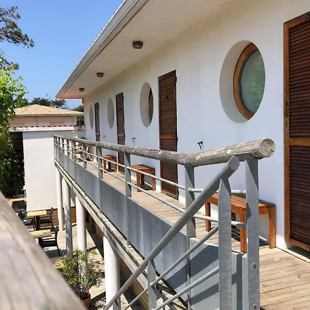 호텔 Le Pavillon Bleu 3*