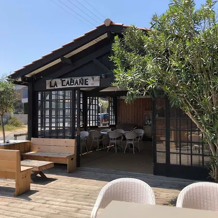 Szálloda Le Pavillon Bleu 3*