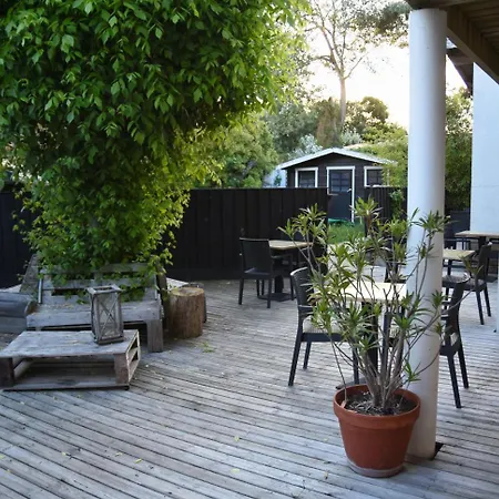 호텔 Le Pavillon Bleu 3*