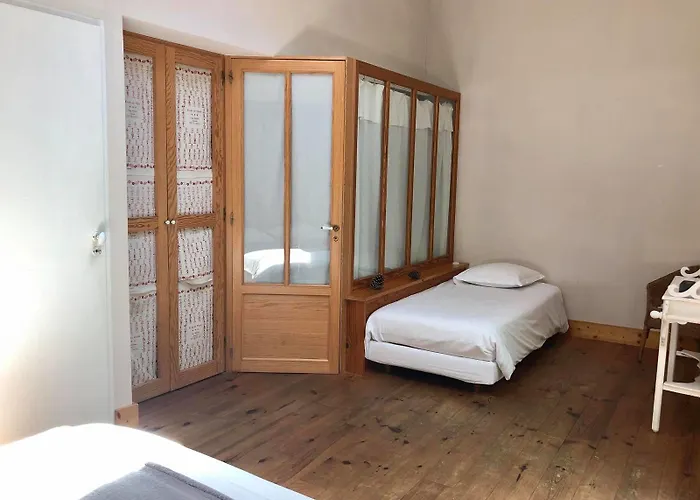 Hotel Le Pavillon Bleu