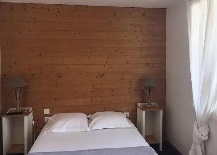 Hotel Le Pavillon Bleu 3*