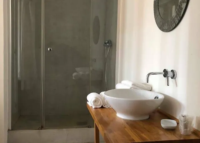 Hotel Le Pavillon Bleu