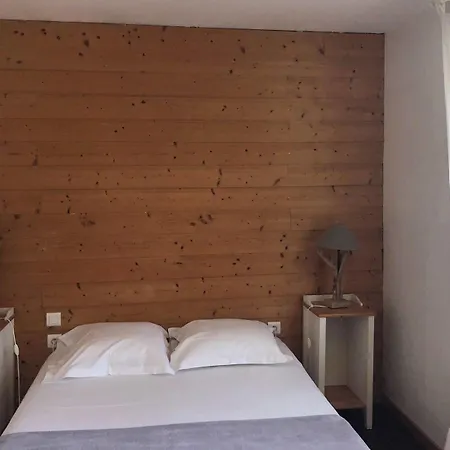 Hotel Le Pavillon Bleu 3*