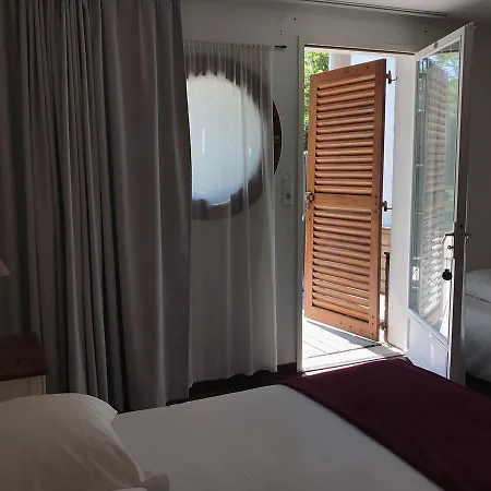 Le Pavillon Bleu 3*
