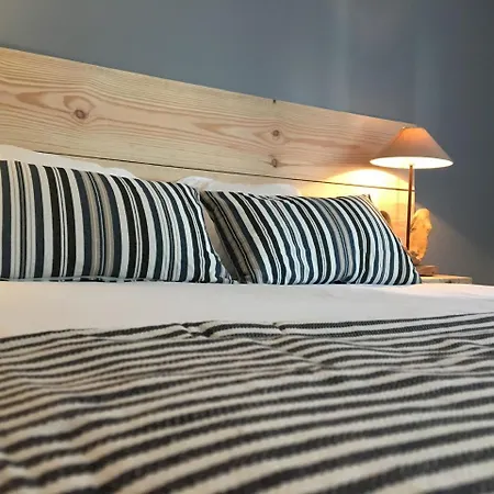 Le Pavillon Bleu 3*