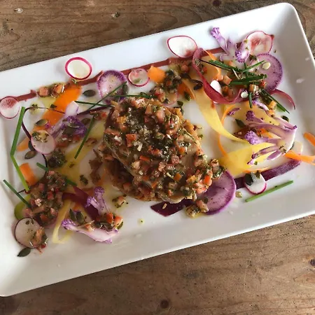 Hotel Le Pavillon Bleu