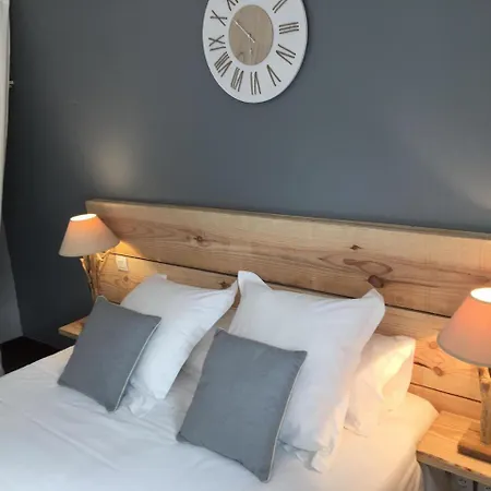 Le Pavillon Bleu 3*