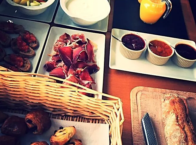 Hotel Le Pavillon Bleu 3*