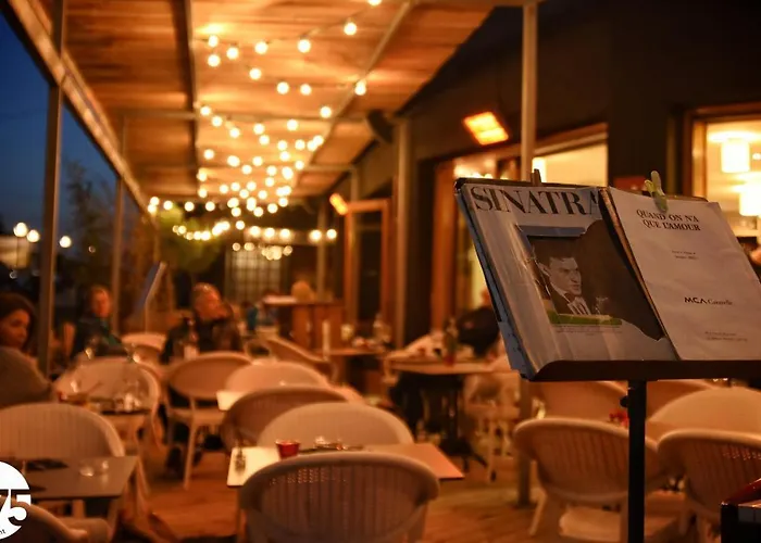 ホテル Le Pavillon Bleu