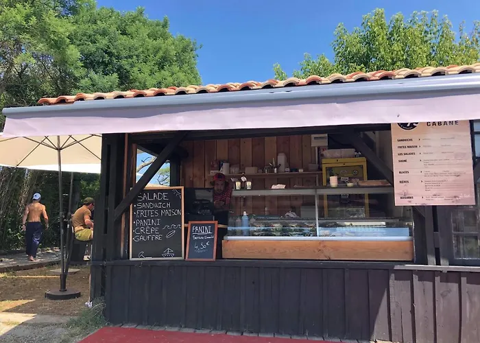 Hotel Le Pavillon Bleu 3*